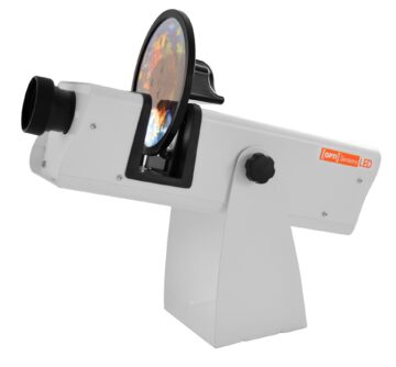 Solarno-senzorični projektor