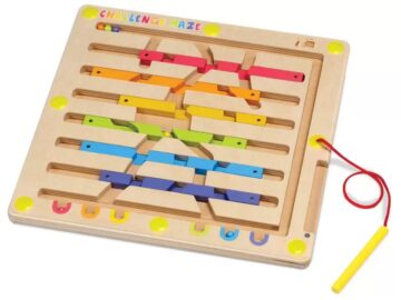 Magnetni barvni labirint