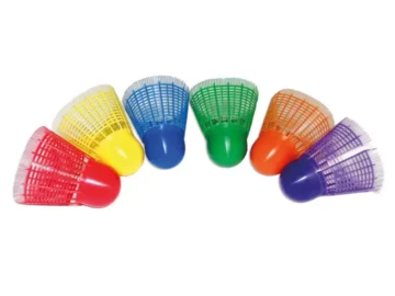 Večje badminton žogice