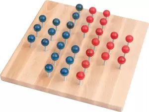 Lesena plošča z maticami